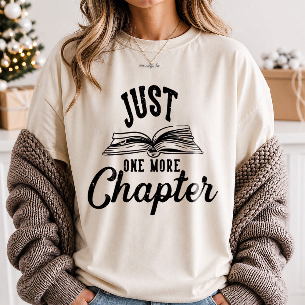 Bookworm Shirt: Just One More Chapter, Late Night Reading Vibe